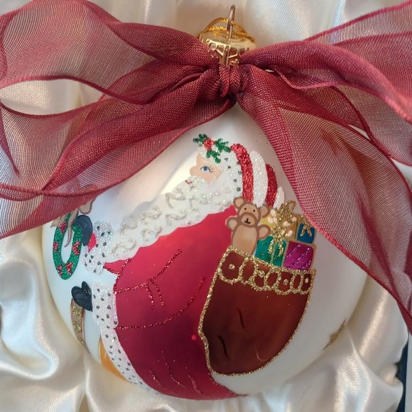 Collectors Series Large Beaded Glass Santa Clause Ornament. Hand Made in Poland. - Picture 5 of 12